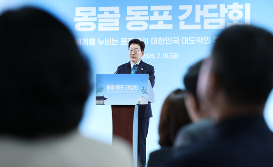 몽골 동포 만난 이재명 대통령