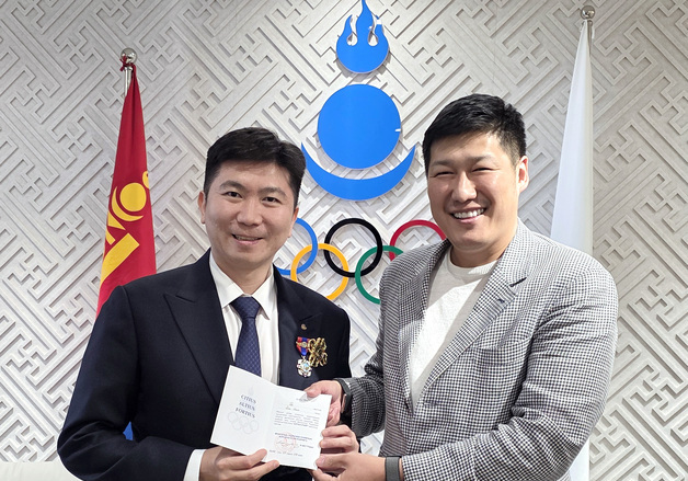 "몽골 스포츠 발전에 기여"…유승민 체육회장, 최고 권위 메달 수여