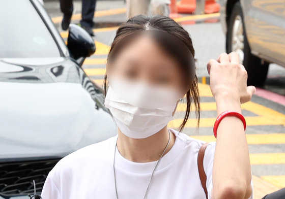 잠실 개표소 '올다르크' 경찰 피의자 조사 출석