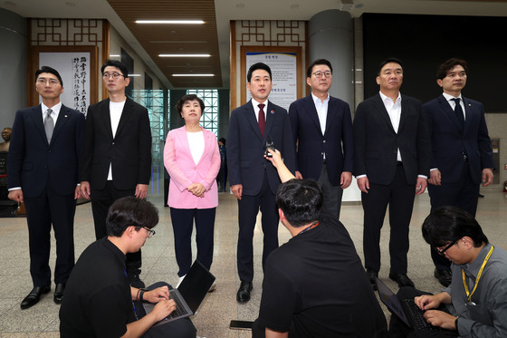 장동혁 대표, 경찰청 항의 방문