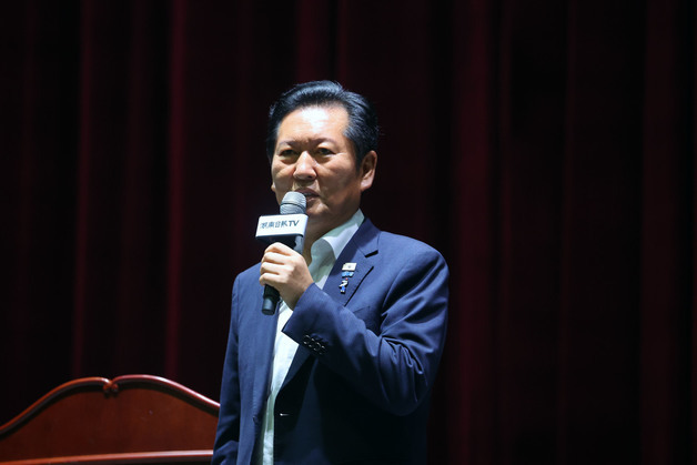 정청래 "李대통령 지킬 사람은 나"…이해찬·부모 묘소 찾아(종합2보)