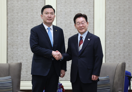 李대통령, 몽골 국회의장·총리 연쇄 회동…"재생 에너지 전환 협력"(종합)