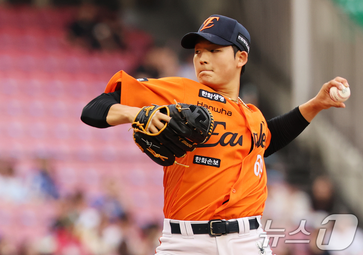 (서울=뉴스1) 오대일 기자 = 10일 서울 송파구 잠실야구장에서 열린 '2026 프로야구 KBO 퓨처스(2군) 올스타전' 북부리그와 남부리그의 경기에서 북부 선발투수 한화 강건우 …