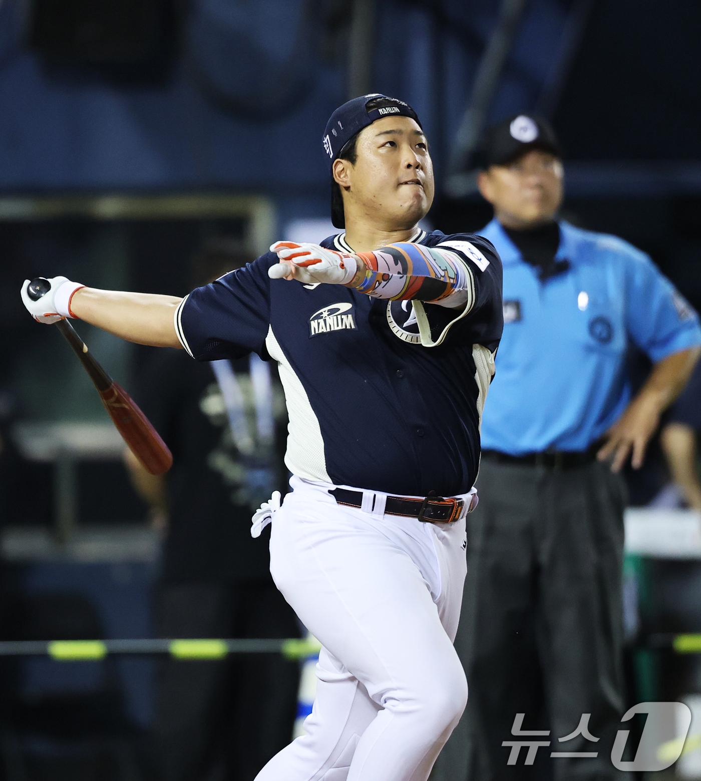 (서울=뉴스1) 오대일 기자 = 한화 강백호가 10일 서울 송파구 잠실야구장에서 열린 '2026 프로야구 KBO 올스타 프라이데이’ 컴투스프로야구 홈런더비에서 마지막 서든데스 타석 …