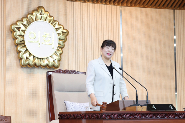 10대 고양시의회 전반기 의장에 김미수 의원 선출…원구성 실마리