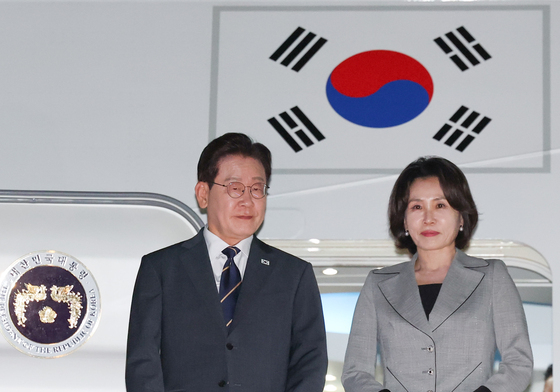 이재명 대통령, 나토·몽골 순방 마치고 귀국