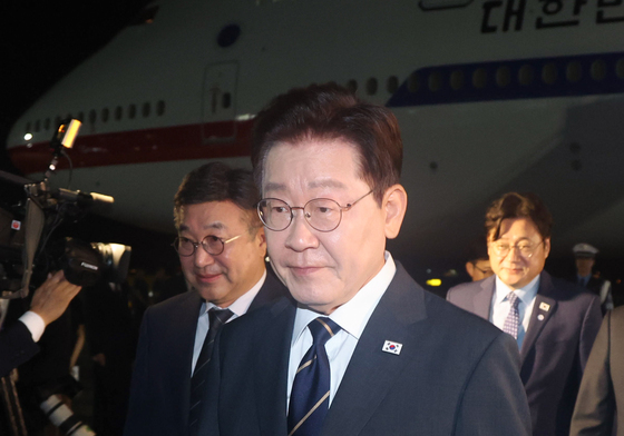 나토·몽골 순방 마치고 귀국하는 이재명 대통령