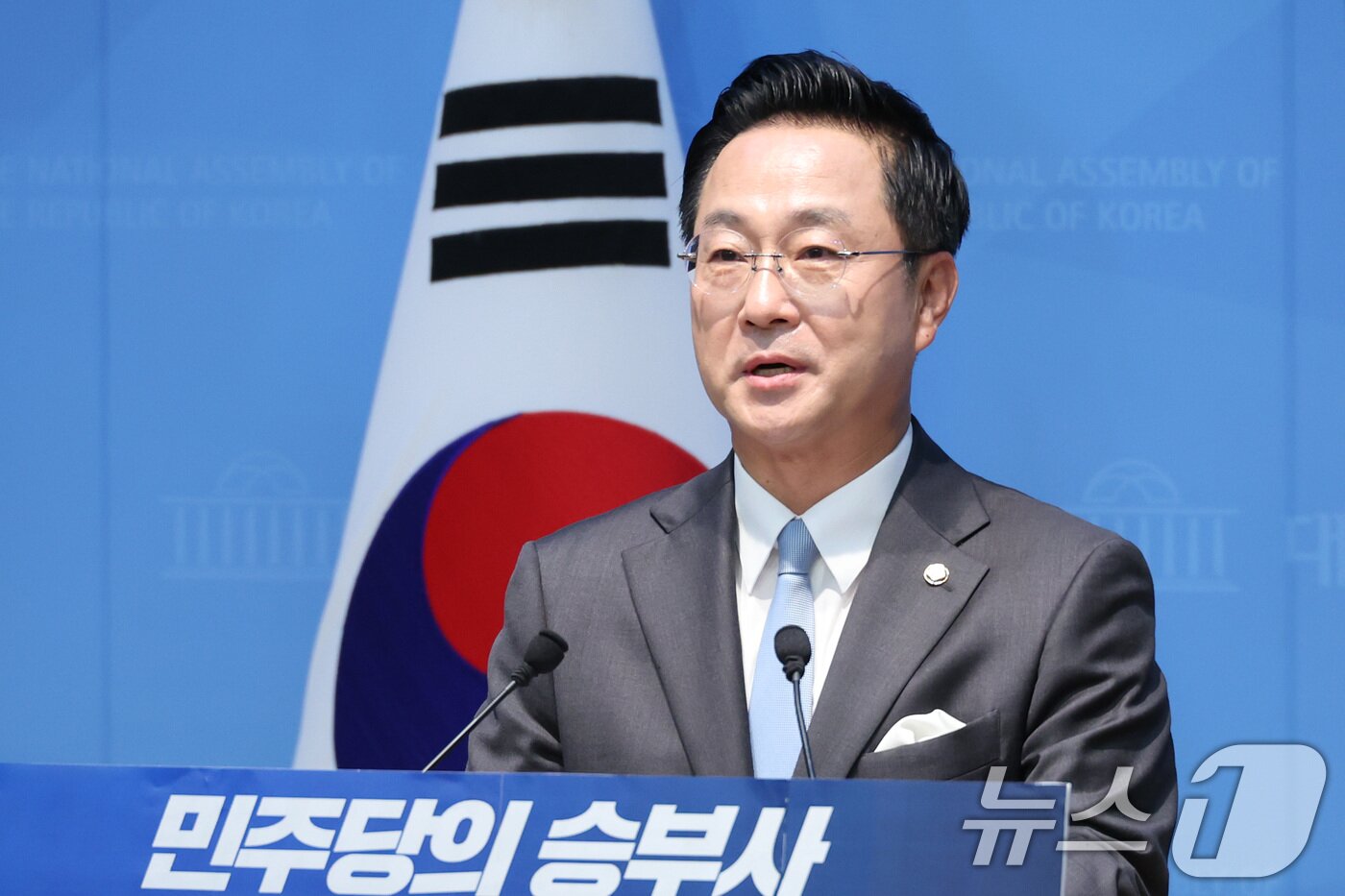 본문 이미지 - 박성준 더불어민주당 의원. 2026.7.12 ⓒ 뉴스1 신웅수 기자