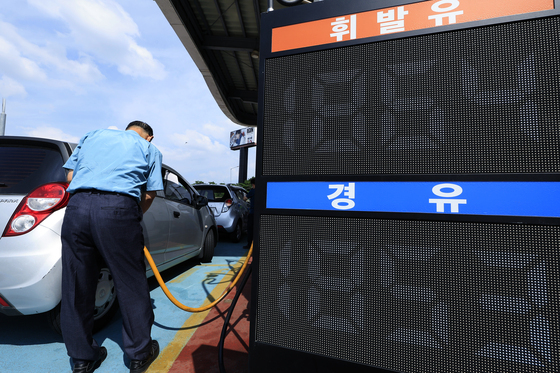 호르무즈 해협 다시 화약고로…국제유가 요동