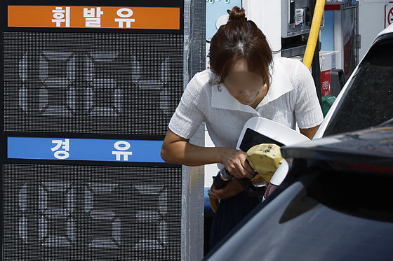 다시 화약고 된 호르무즈…국제유가 80달러선 근접