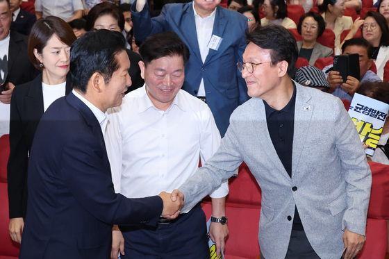 인사하는 정청래·김민석