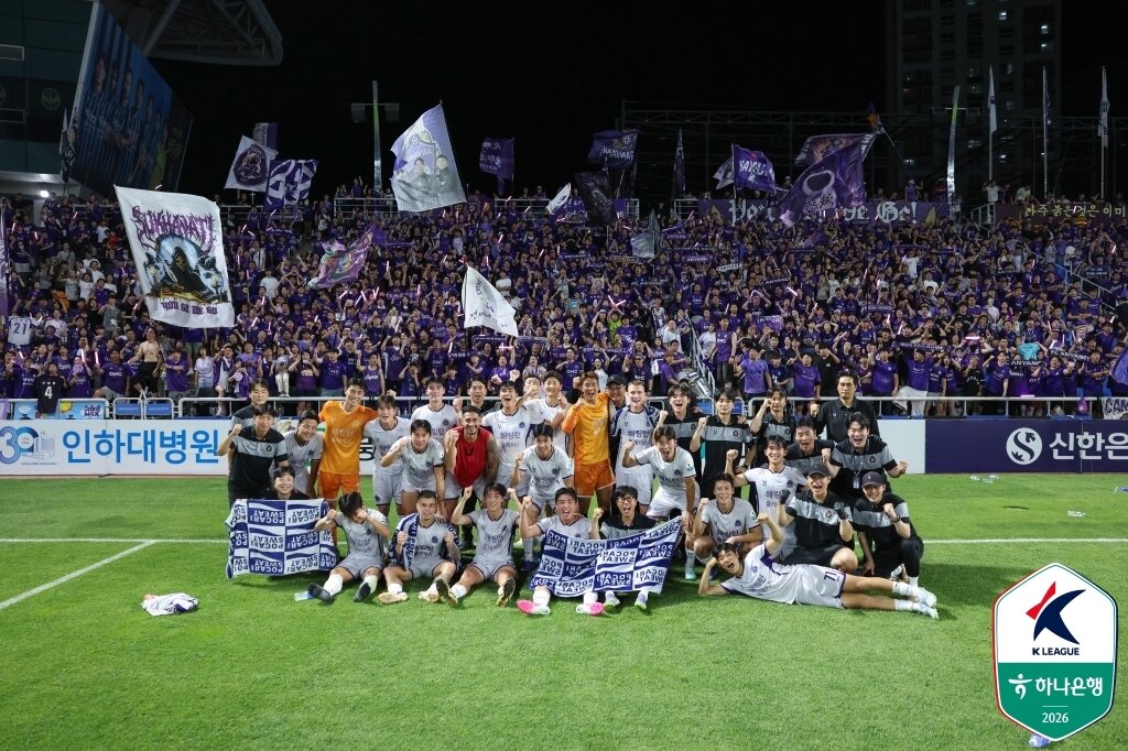 본문 이미지 - 인천 원정서 승리한 FC안양(한국프로축구연맹 제공) 