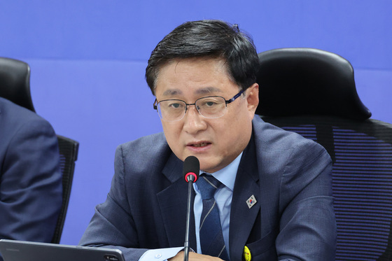 냉난방 전기화, 폐가전 희토류 회수…기후장관, 순환경제 현장점검