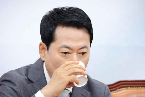 장동혁 "해군 실종된 날 李대통령 골프?…사실 아니길, 진심"