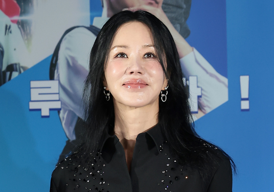 '오케이 마담2' 엄정화 "박성웅과 6년만에 재회, 촬영 같지 않아"