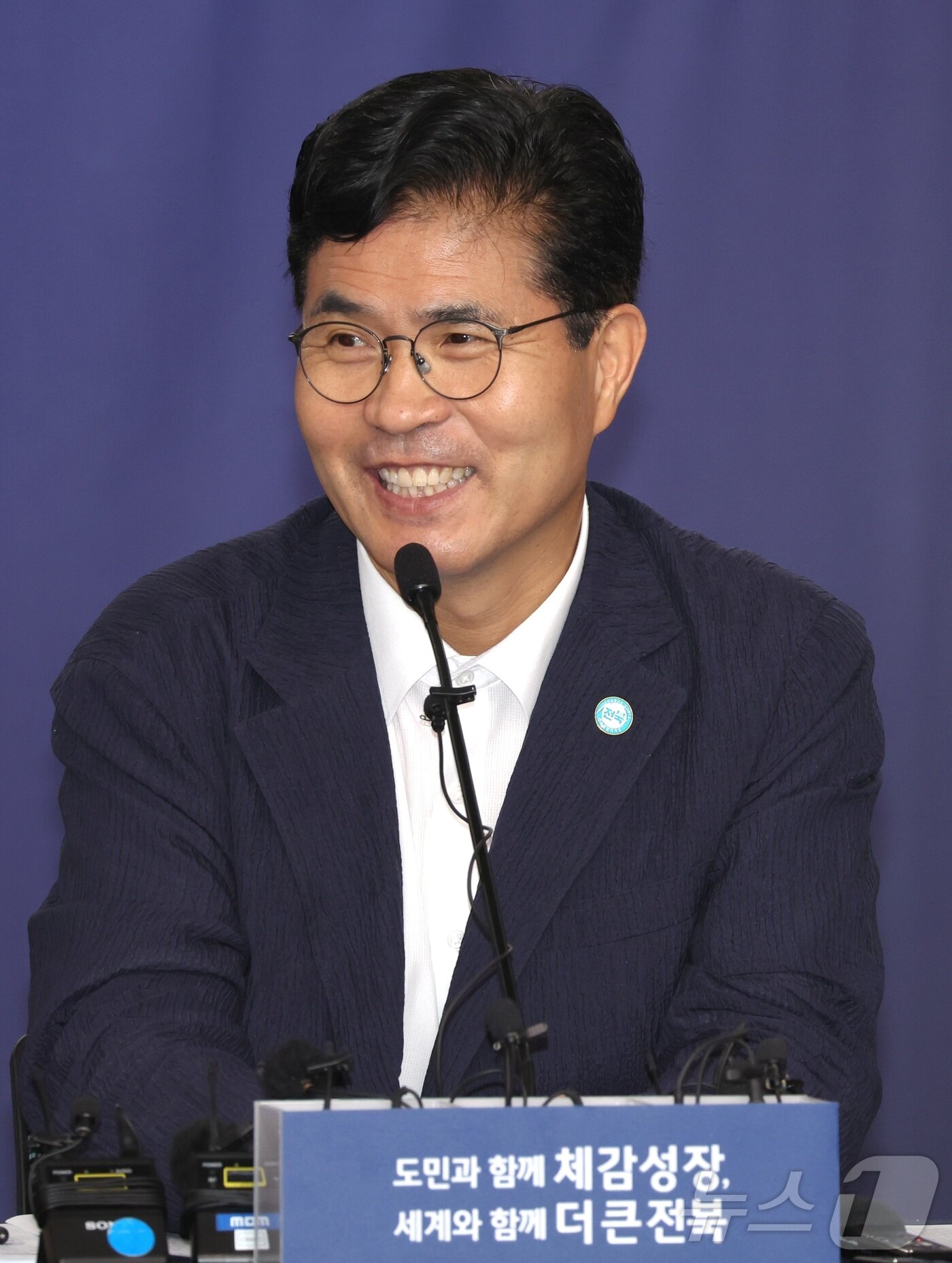 본문 이미지 - 지난 7월 13일 이원택 전북지사가 기자회견을 열고 민선9기 도정운영 방향을 밝히고 있다. 2026.7.13 ⓒ 뉴스1 유경석 기자
