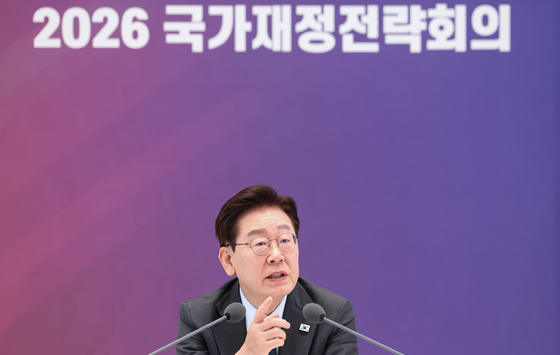 李대통령, AI 데이터 보안 문제 공론화…"내 동선 실시간으로 다 알더라"