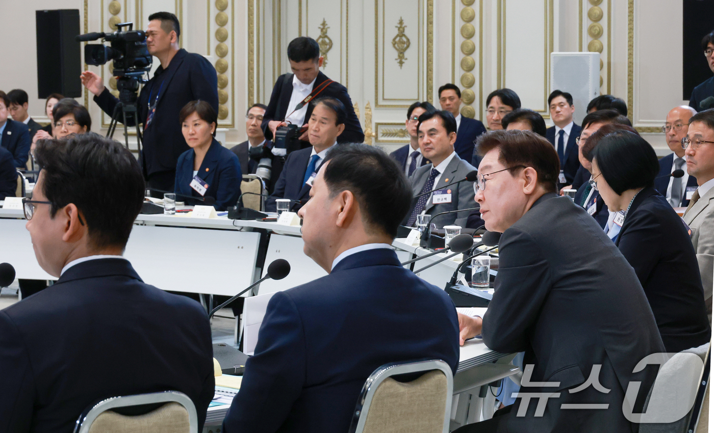 (서울=뉴스1) 허경 기자 = 이재명 대통령이 13일 청와대 영빈관에서 열린 2026년 국가재정전략회의에서 발언하고 있다. 2026.7.13/뉴스1