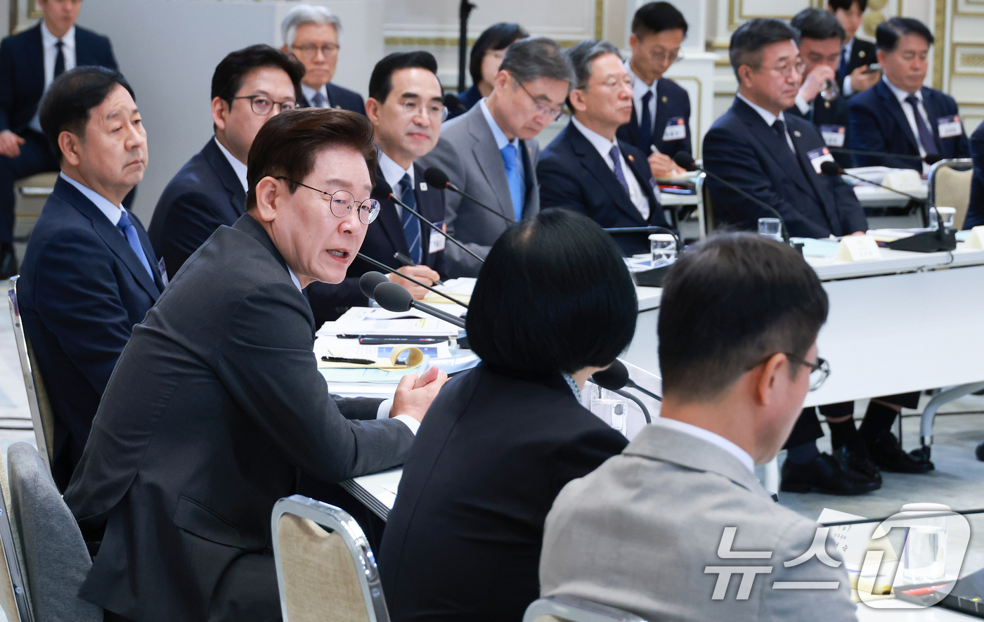(서울=뉴스1) 허경 기자 = 이재명 대통령이 13일 청와대 영빈관에서 열린 2026년 국가재정전략회의에서 발언하고 있다. 2026.7.13/뉴스1