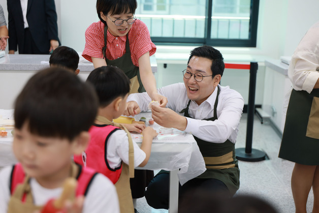 충주 자유시장 누리센터 2층에 원도심놀이터 '놀장' 개장