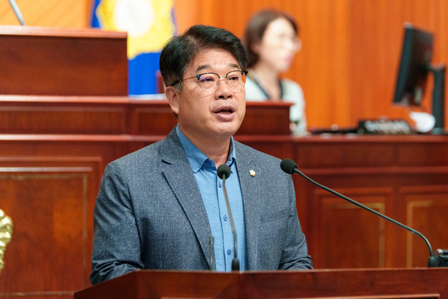 서동완 군산시의원 "공무원 실수, 시민 법적분쟁 내몰아"…재발방지 촉구