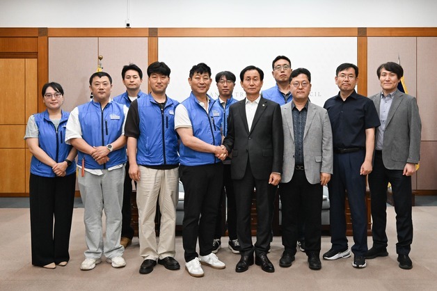 부산시의회-공무원노조 첫 소통…근무환경 개선 등 의견 교환