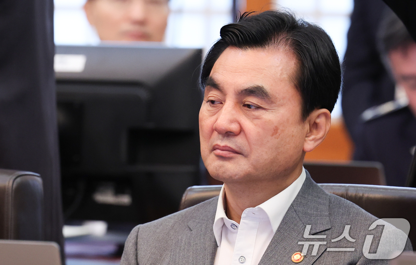 (서울=뉴스1) 이재명 기자 = 안규백 국방부 장관이 14일 청와대에서 열린 국무회의에 참석해 있다. 2026.7.14/뉴스1