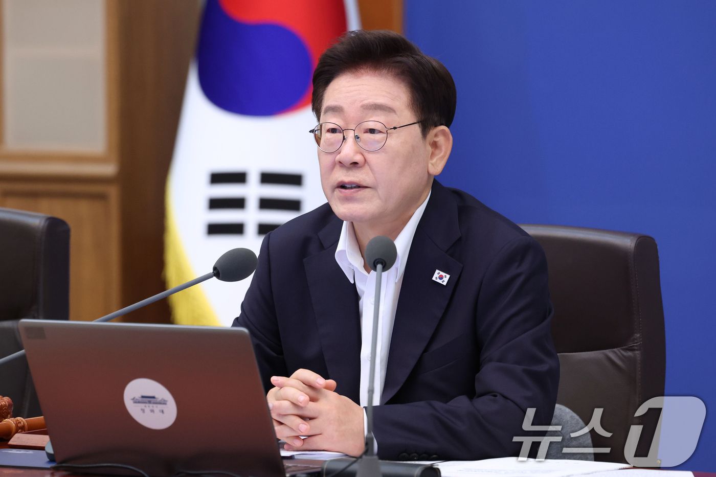 (서울=뉴스1) 이재명 기자 = 이재명 대통령이 14일 청와대에서 열린 국무회의에서 발언하고 있다. 2026.7.14/뉴스1
