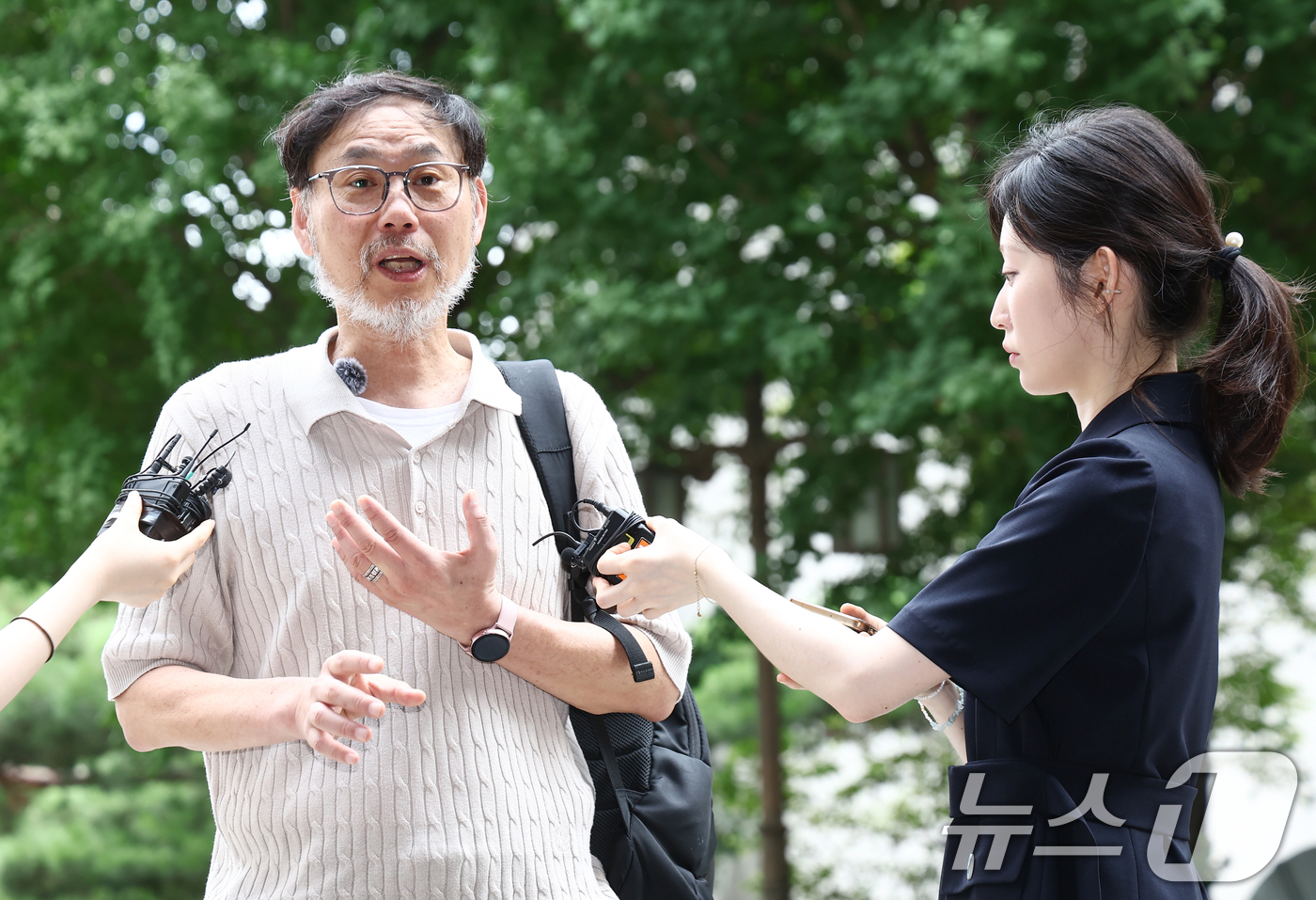 (서울=뉴스1) 김민지 기자 = 김순환 서민민생대책위원회(서민위) 사무총장이 14일 오전 서울 마포구 서울경찰청 광역수사단에서 홍명보 전 축구대표팀 감독 선임 관련 고발인 조사를 …