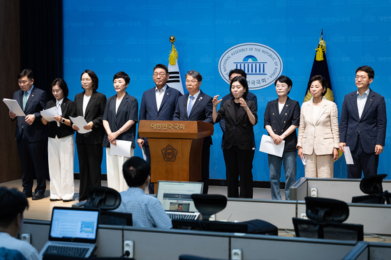국회 보건복지위원들 '국민의힘, 민생법안 처리 외면말고 원구성 협조해야'