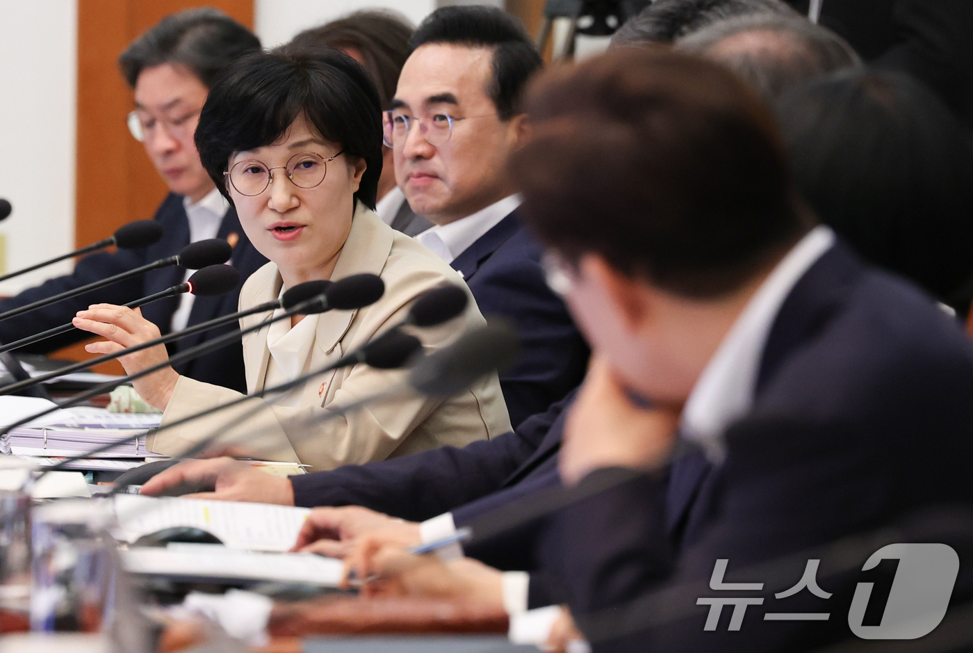 (서울=뉴스1) 이재명 기자 = 원민경 성평등가족부 장관이 14일 청와대에서 열린 국무회의에서 발언하고 있다. 2026.7.14/뉴스1