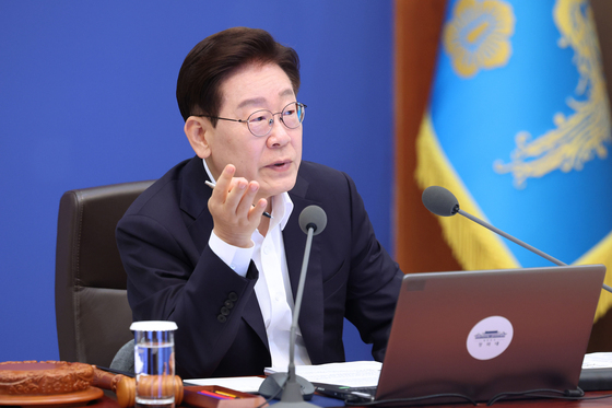李대통령 "조세 제도 왜곡·변형돼 부동산 투기 유발…정상화 필요"