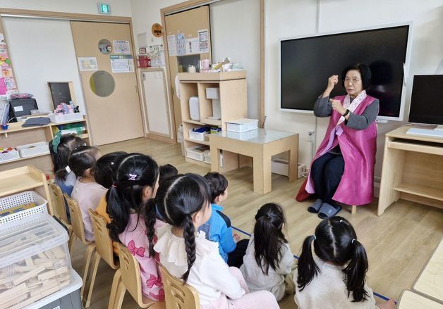 한국국학진흥원, 전국 '이야기할머니' 3003명 역량 강화 교육