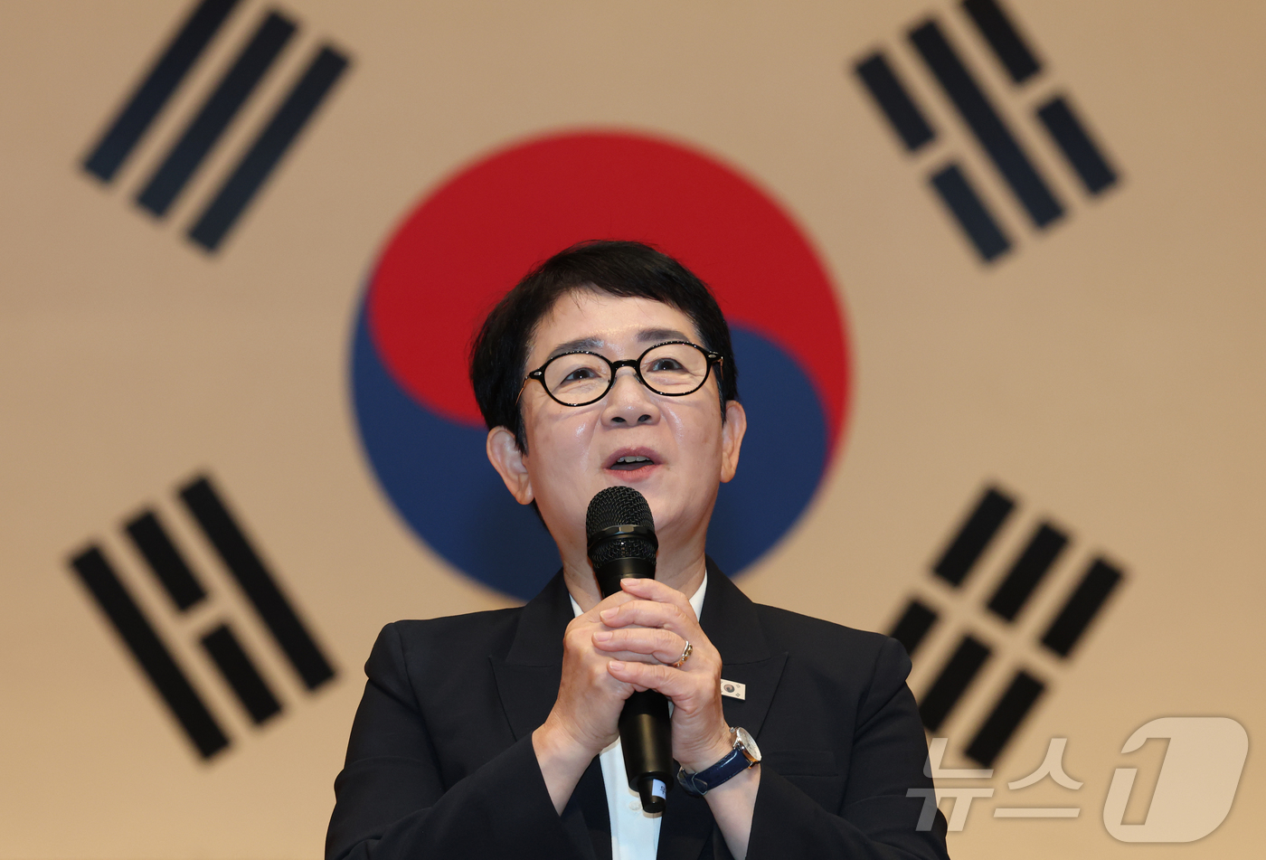 (대전=뉴스1) 김기태 기자 = 박정현 인수위원장이 14일 대전시청 대강당에서 열린 대전시장직 인수위원회 성과보고회에서 소회를 밝히고 있다.  2026.7.14/뉴스1