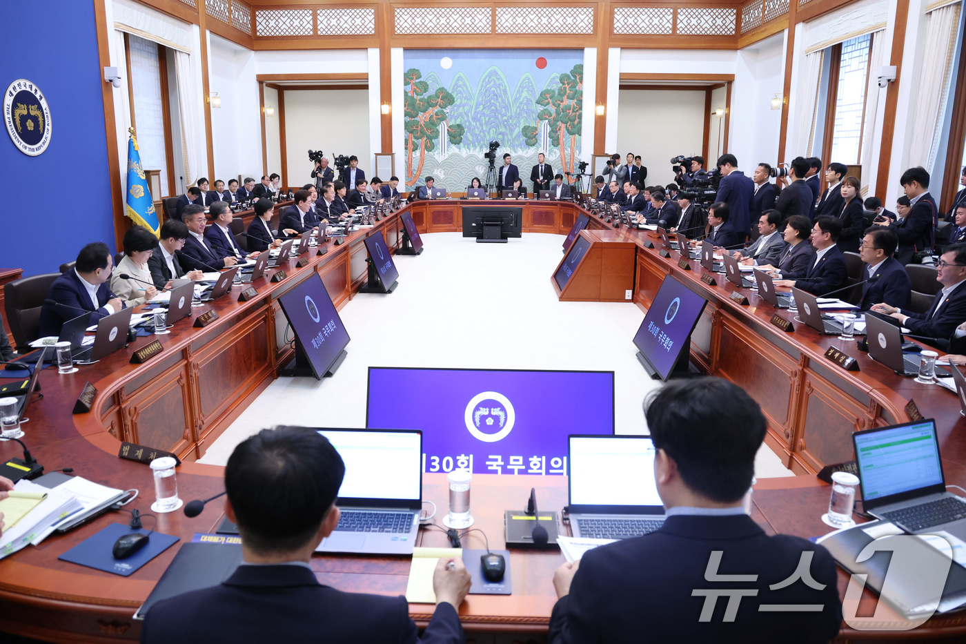 (서울=뉴스1) 이재명 기자 = 이재명 대통령이 14일 청와대에서 열린 국무회의에서 발언하고 있다. 2026.7.14/뉴스1