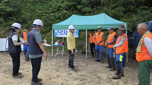 동부산림청, 여름철 풀베기 현장 점검…폭염·벌쏘임 안전관리 강화