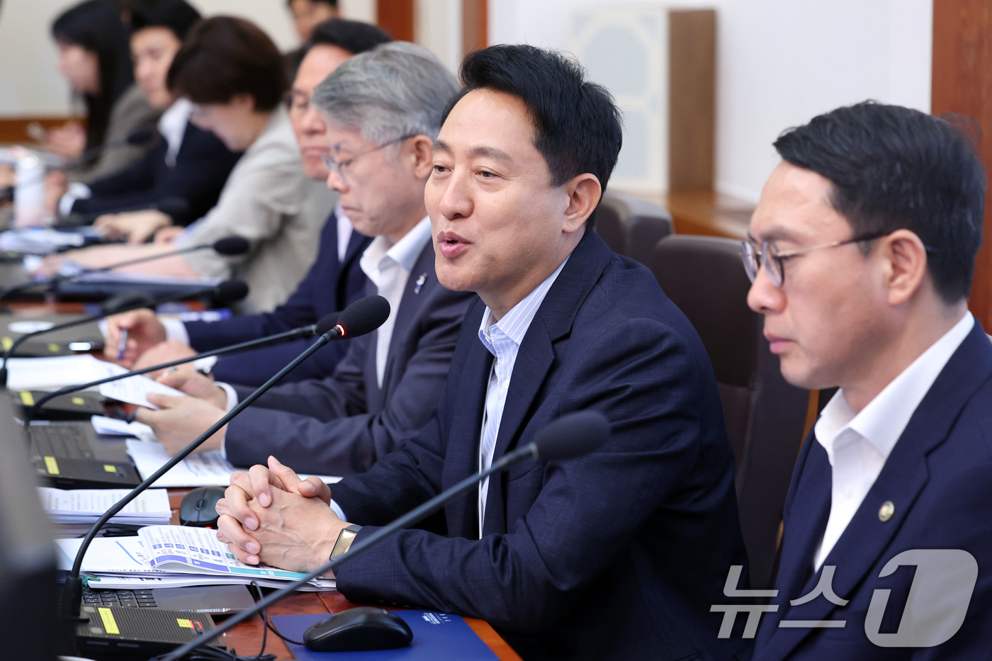 (서울=뉴스1) 이재명 기자 = 오세훈 서울시장이 14일 청와대에서 열린 국무회의에서 인사말을 하고 있다. 2026.7.14/뉴스1