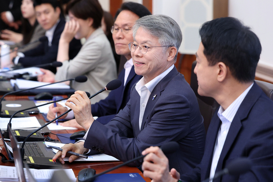 첫 국무회의 참석 민형배 "반도체 클러스터 빈틈없이 뒷받침"