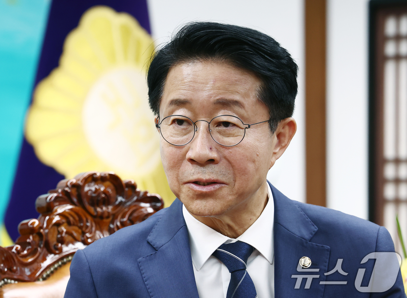 (서울=뉴스1) 김민지 기자 = 조정식 국회의장이 14일 오후 서울 여의도 국회에서 최교진 교육부 장관을 접견하고 있다. 2026.7.14/뉴스1