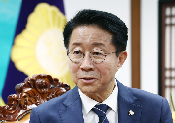 죄교진 교육부 장관 접견하는 조정식 국회의장