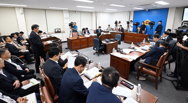 제주 '입도세' 없애고 '관광지 입장료' 올려받나