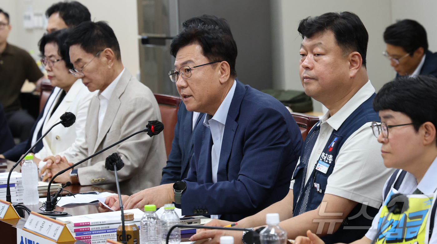 (세종=뉴스1) 김기남 기자 = 류기정 사용자위원이 14일 세종시 정부세종청사 최저임금위원회에서 열린 2027년도 최저임금위원회 14차 전원회의에서 발언하고 있다.2026.7.14 …