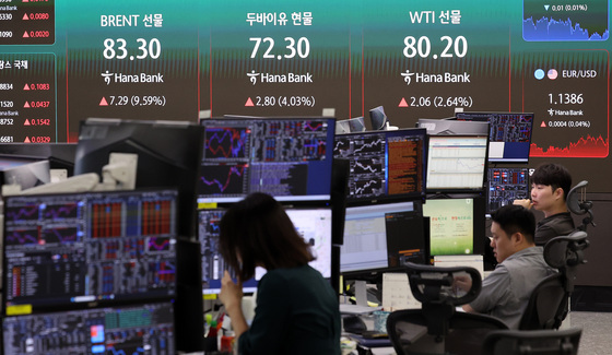 미국 해상봉쇄 재개에 국제유가 9% 급등
