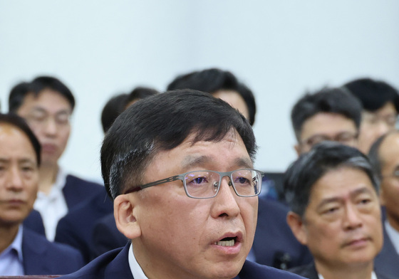 국조특위 답변하는 강동완 직무대리