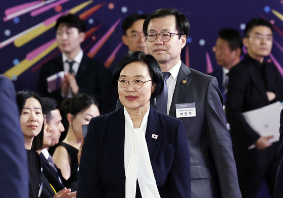 무역협회 80주년 기념식 참석하는 한성숙 총리