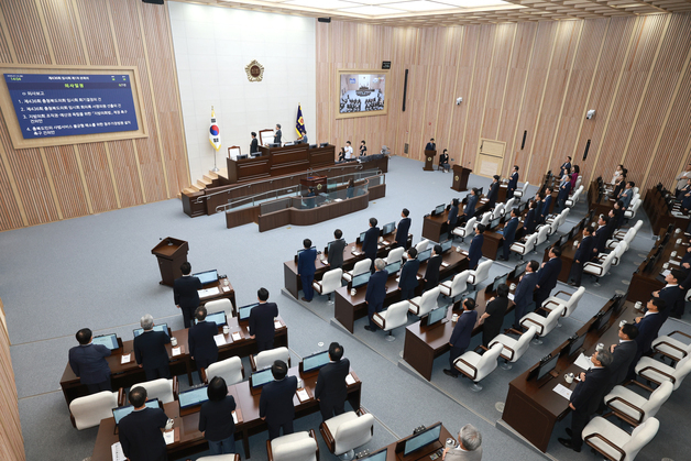 충북도의회, 지방의회법 제정·청주가정법원 설치 촉구 건의안 의결