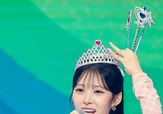 리센느 리브, 왕관 쓰고 음방 1위 기쁨 만끽