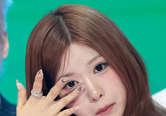 리센느 제나, 눈물이 그렁그렁