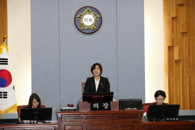 울산 남구의회, 갈등 9일 만에 의장단 구성…신임 의장에 이양임