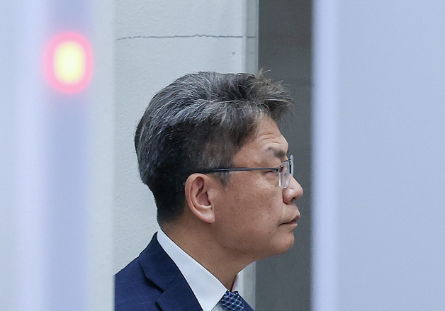 영장실질심사 출석하는 이시원 전 대통령실 공직기강비서관